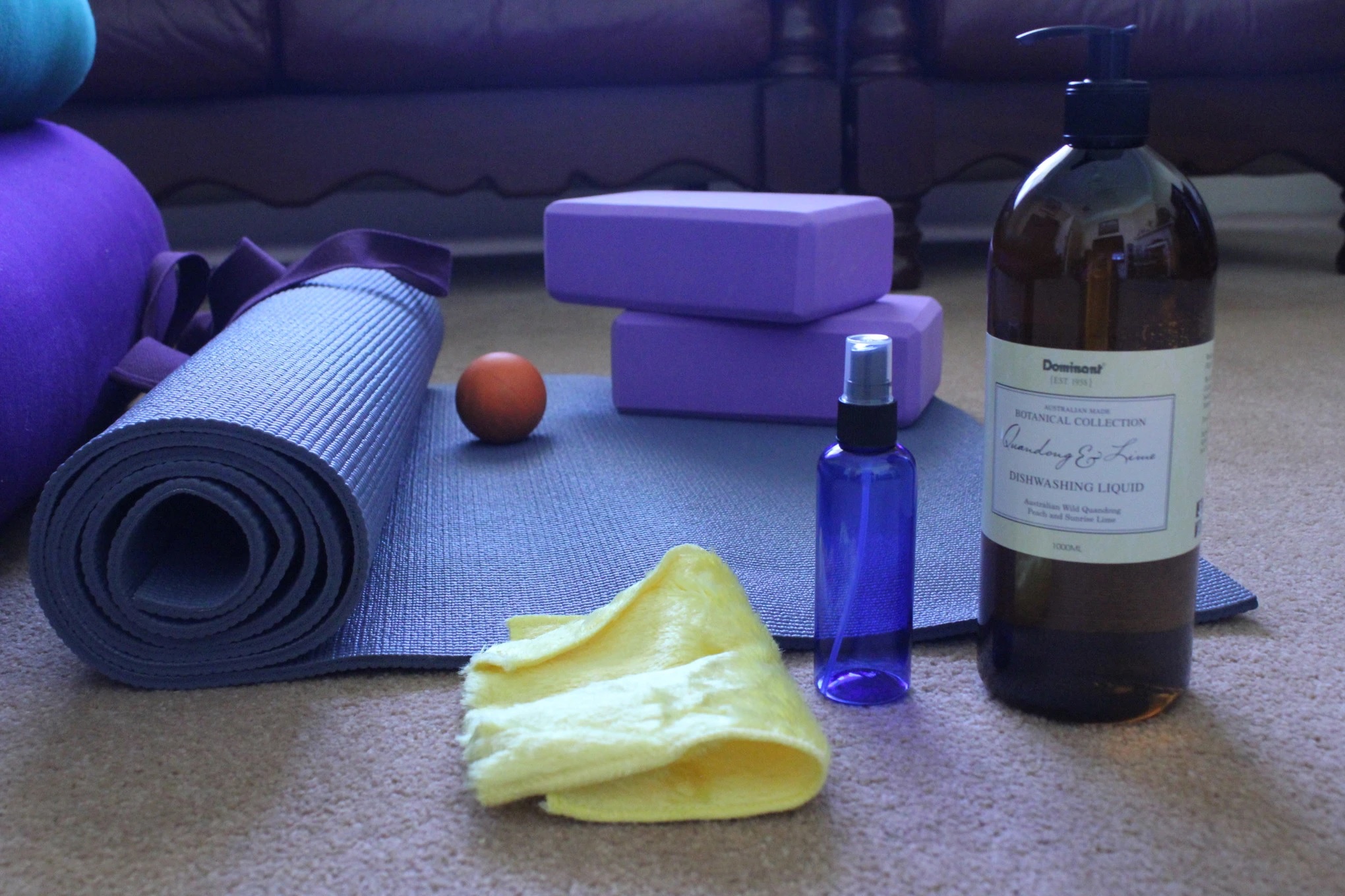 Breaking Into Your New Yoga Mat How to remove rubbery smell and slip